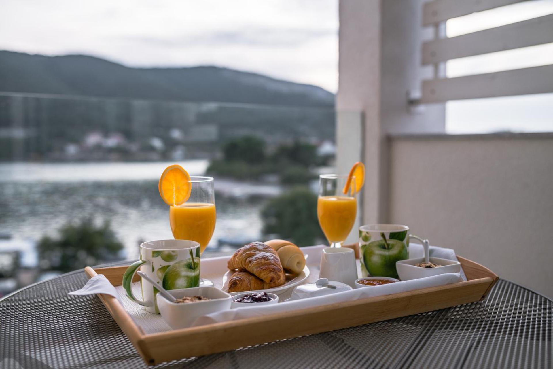 Apartments Holidays Roko Grebaštica المظهر الخارجي الصورة
