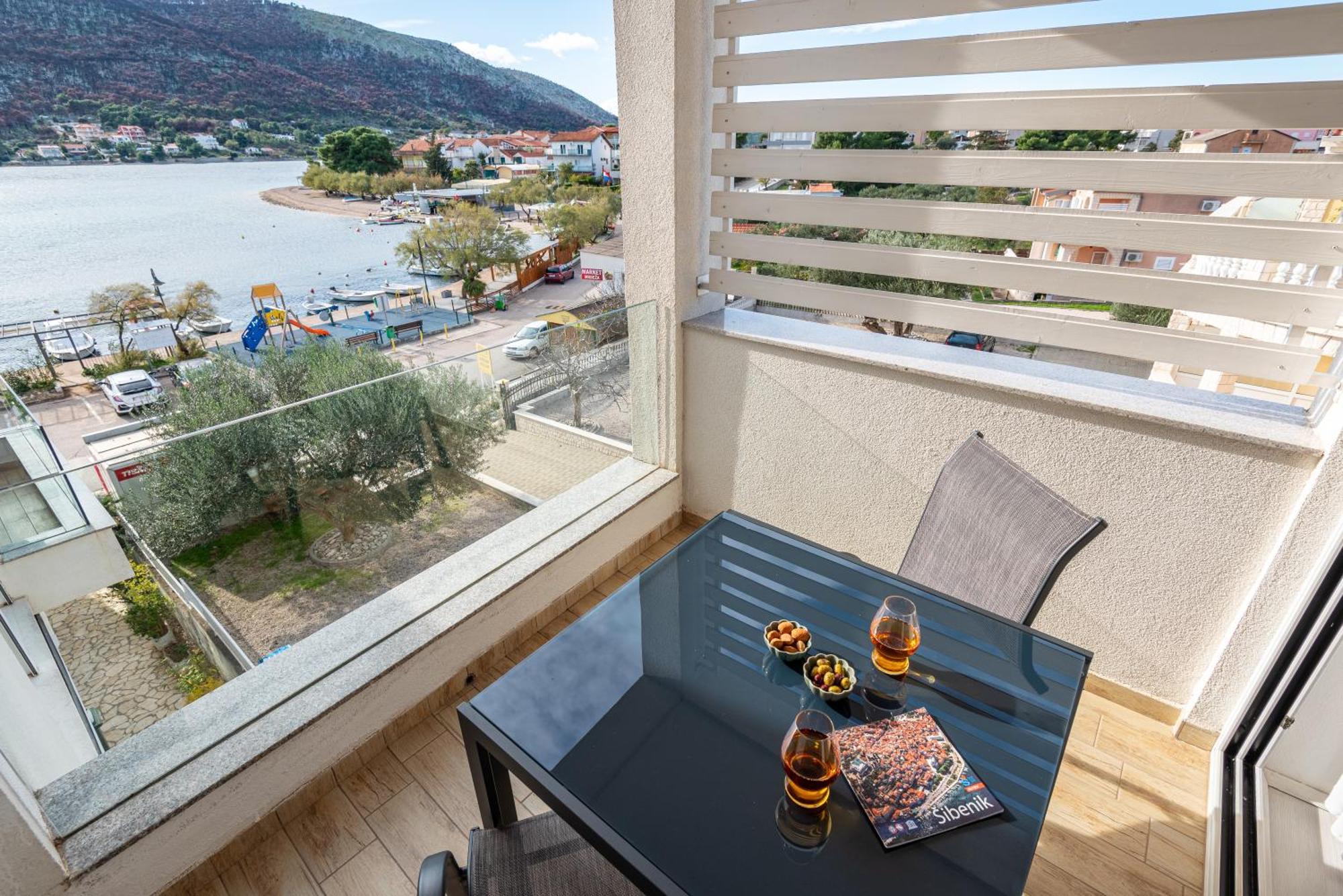 Apartments Holidays Roko Grebaštica الغرفة الصورة
