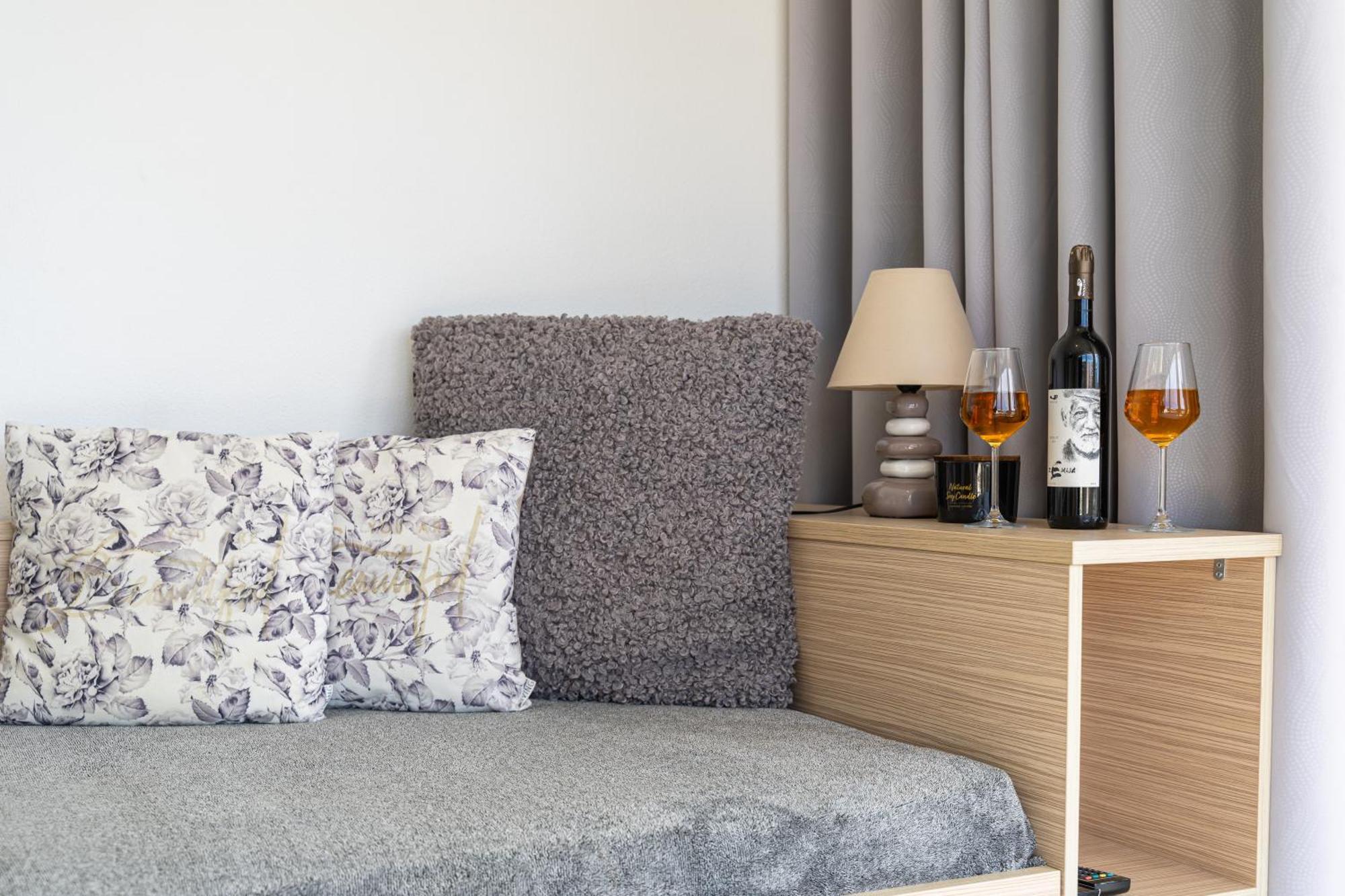 Apartments Holidays Roko Grebaštica الغرفة الصورة